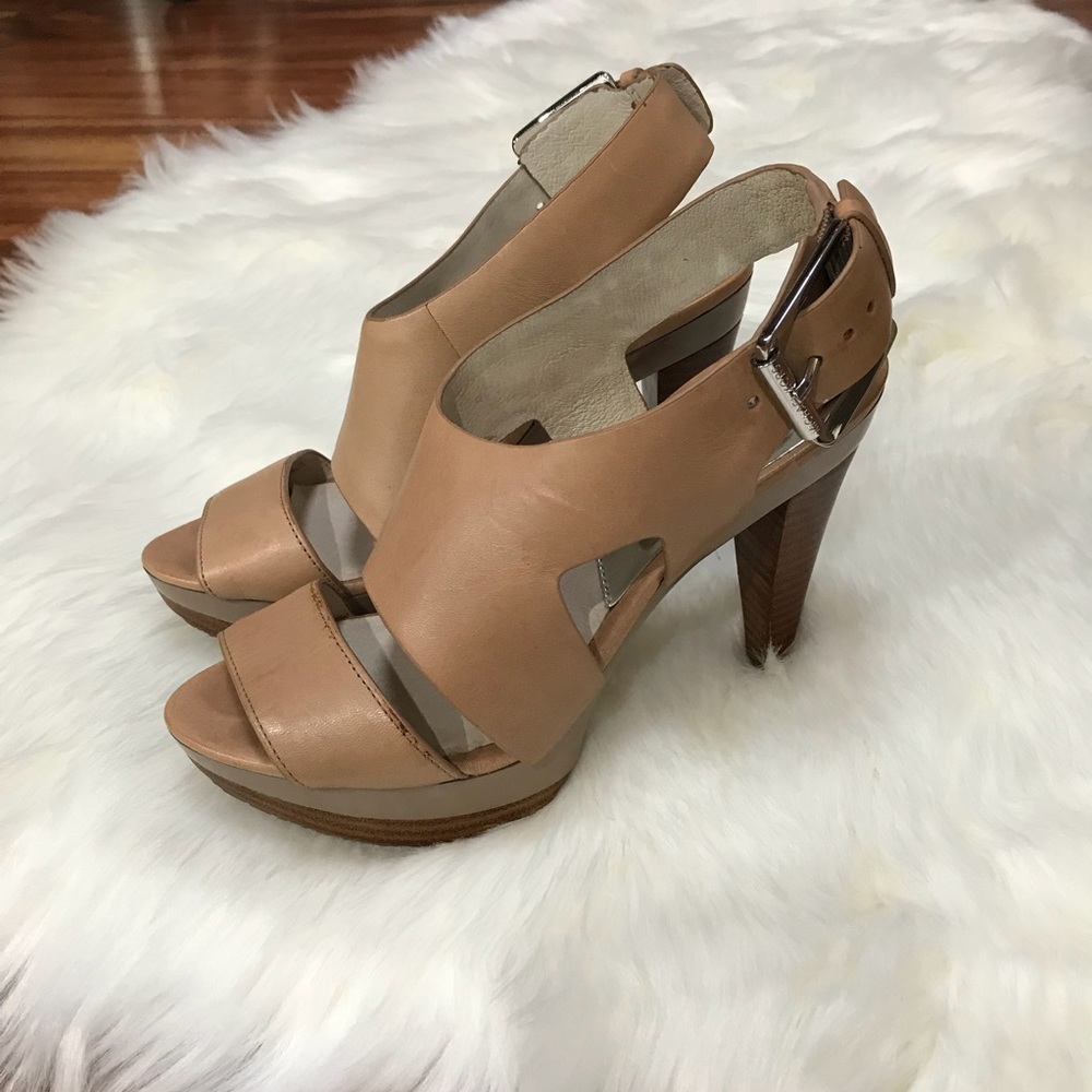 *PRICE DROP!* Michael Kors Carla Platform